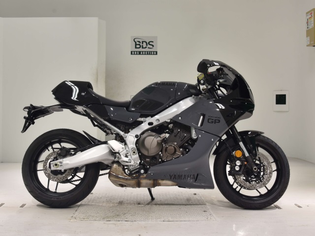 Yamaha XSR900GP 2024