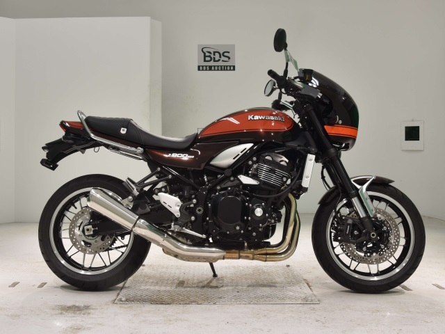 Kawasaki Z900RS 2017