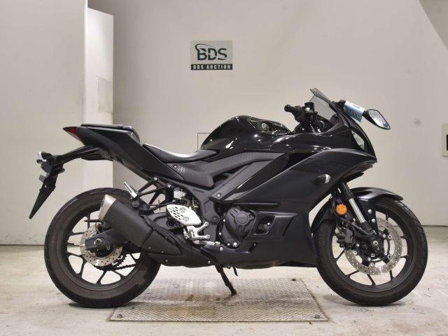 Yamaha YZF-R25A 2021