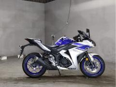 Yamaha YZF-R25 2015