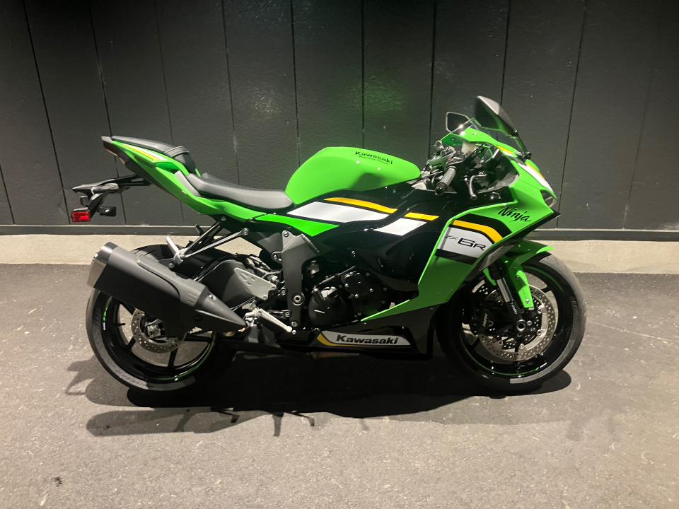 Kawasaki NINJA ZX-6RA 2025