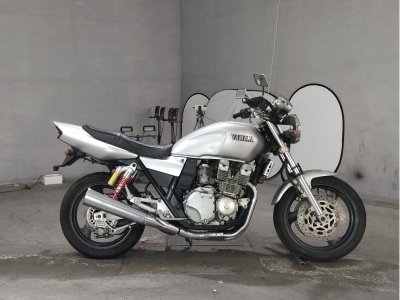 Yamaha XJR400 2000