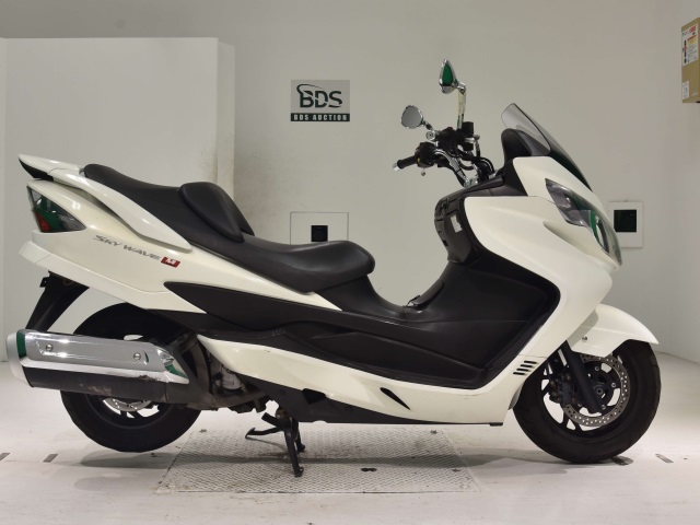 Suzuki SKYWAVE 250M
