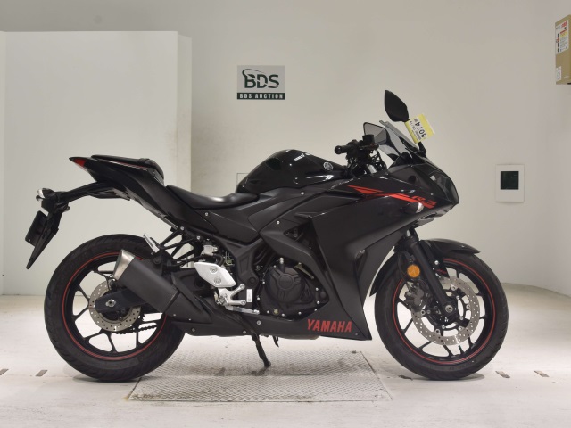 Yamaha YZF-R3 2015