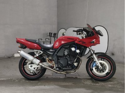 Yamaha FZ400 1997