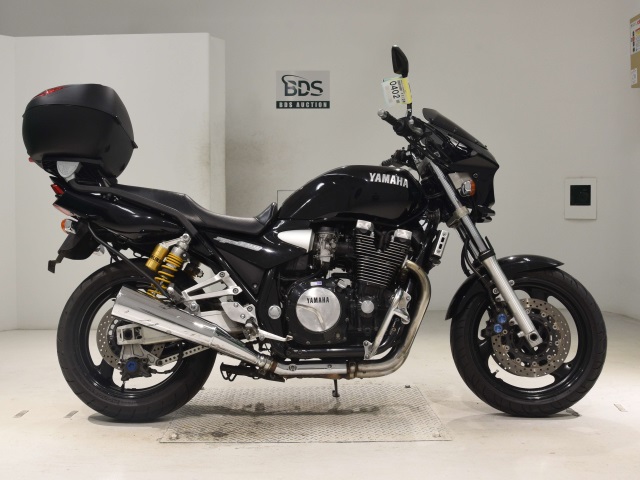Yamaha XJR1300 2001