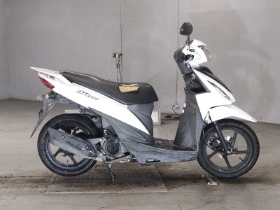 Suzuki ADDRESS V110