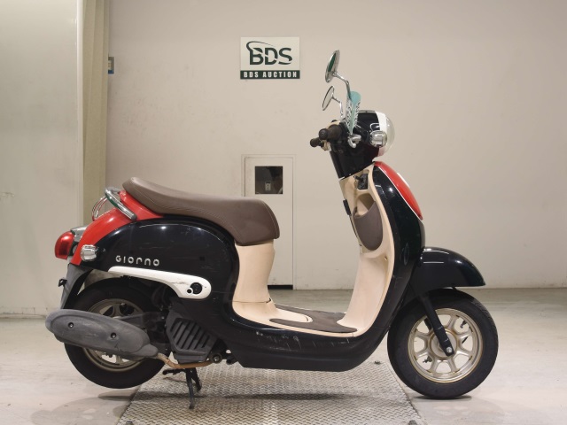 Honda GIORNO 2016