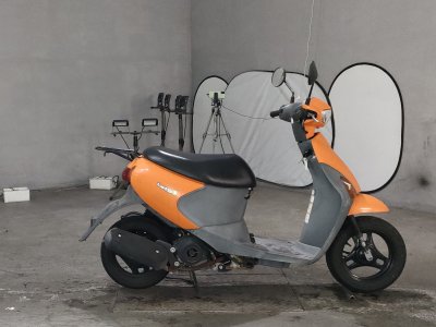 Suzuki LETS4