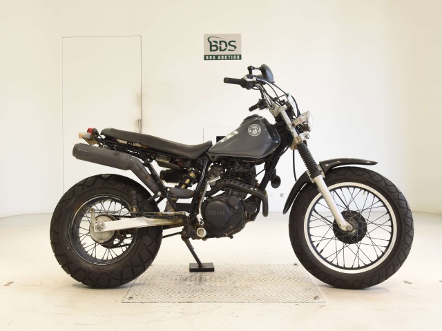 Yamaha TW200