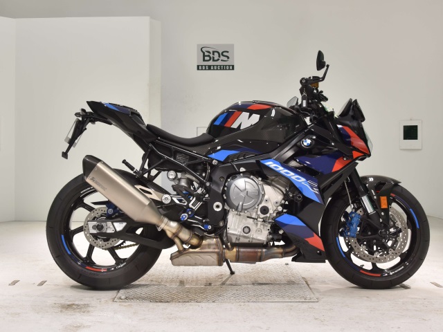 BMW M1000R 2023