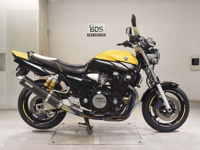 Yamaha XJR1300 2003