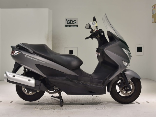 Suzuki BURGMAN200