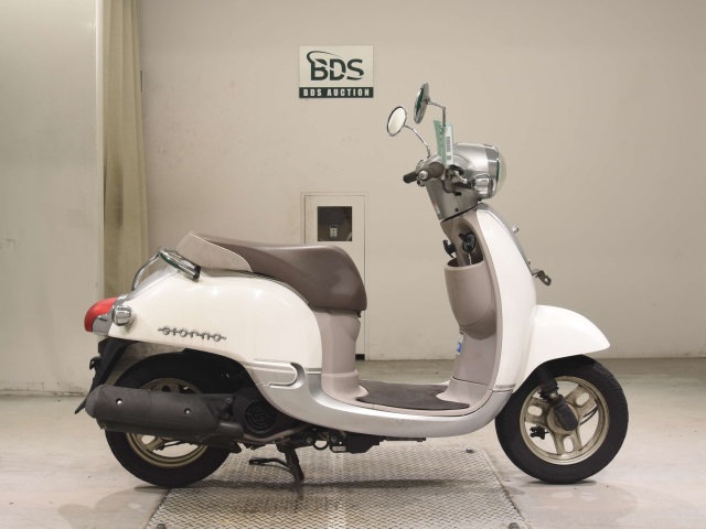 Honda GIORNO 2014