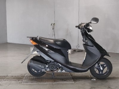 Suzuki ADDRESS V50