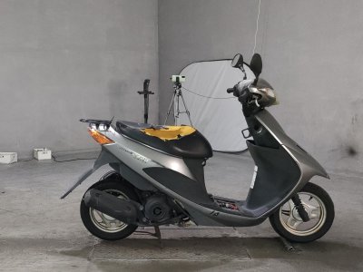 Suzuki ADDRESS V50