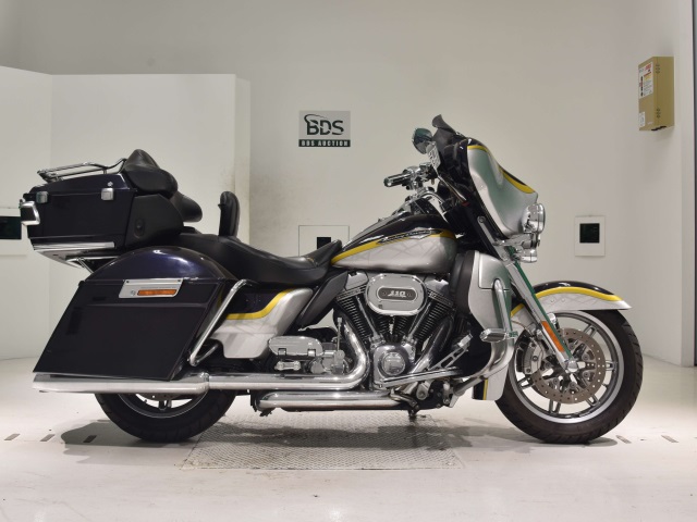 HD ELECTRA GLIDE FLHTCUSE1800 2012