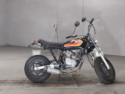 Honda APE50 2001