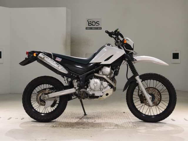 Yamaha SEROW XT250