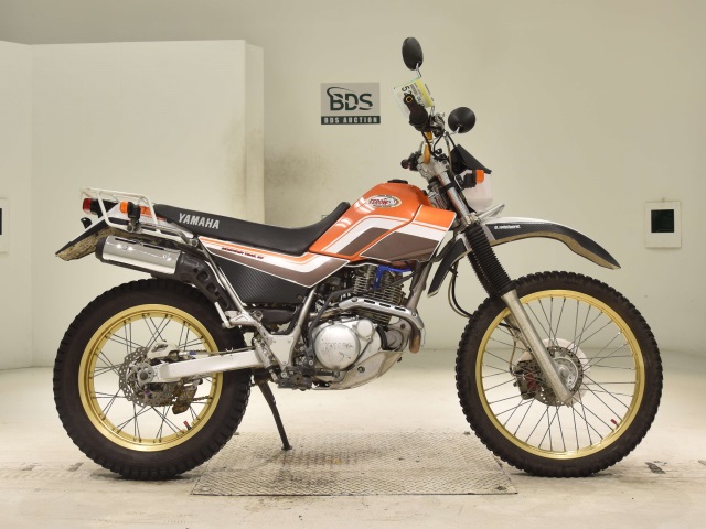 Yamaha SEROW XT225 2000