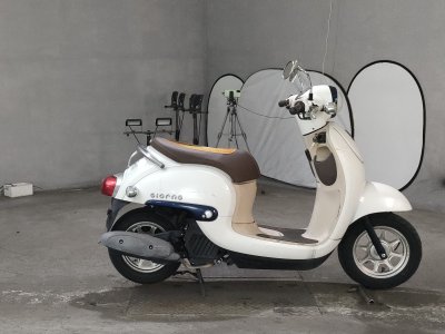 Honda GIORNO 2016