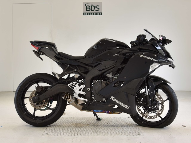 Kawasaki NINJA ZX-25R 2021
