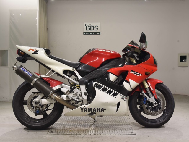 Yamaha YZF-R1 1999