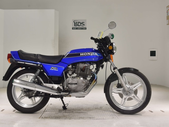 Honda CB250N 1979