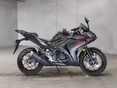 Yamaha YZF-R25 2015