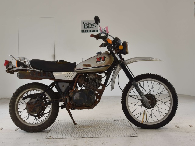 Yamaha XT250