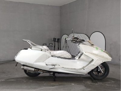Yamaha MAGZAM 2006