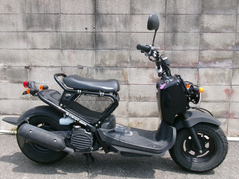 Honda ZOOMER 2011