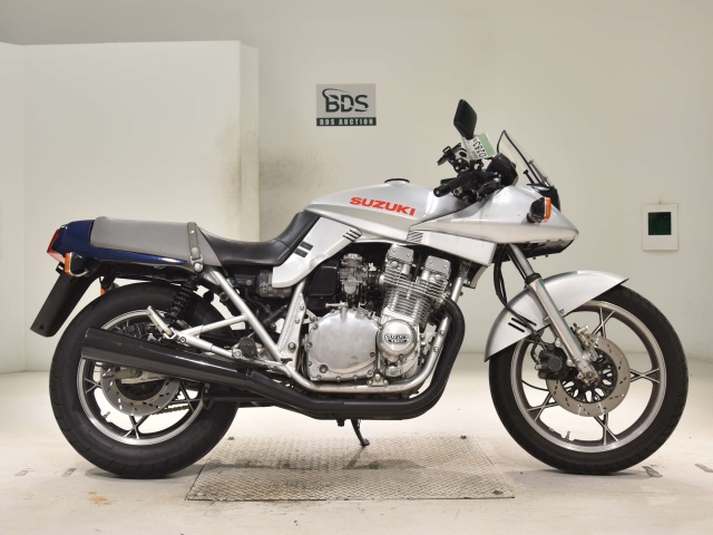 Suzuki GSX750S KATANA 1982