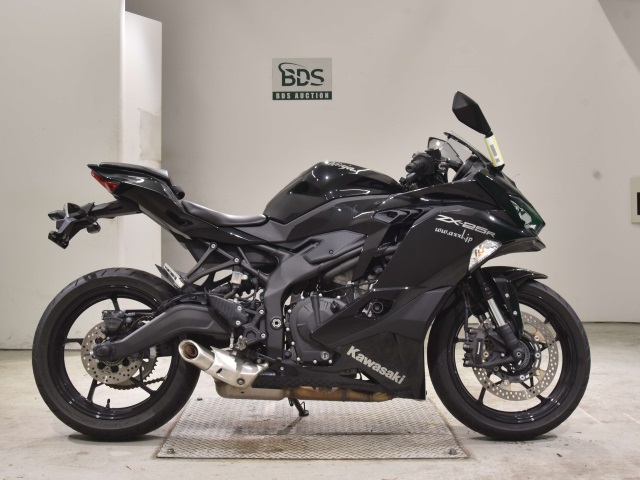 Kawasaki NINJA ZX-25R 2022