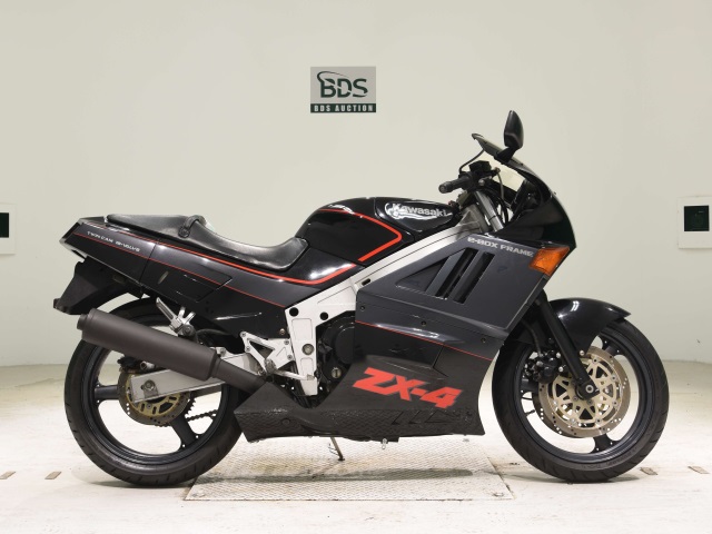 Kawasaki ZX-4 1988