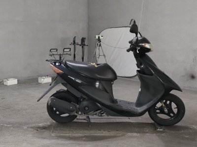 Suzuki ADDRESS V50