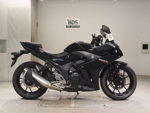 Suzuki GSX250R
