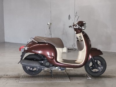 Honda GIORNO 2011