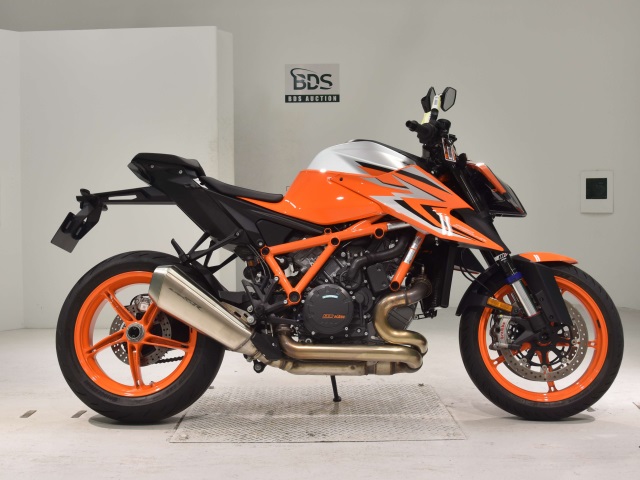 KTM 1290 SUPERDUKE R 2023