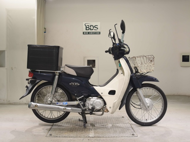 Honda C50 2012