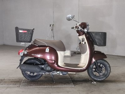Honda GIORNO 2011
