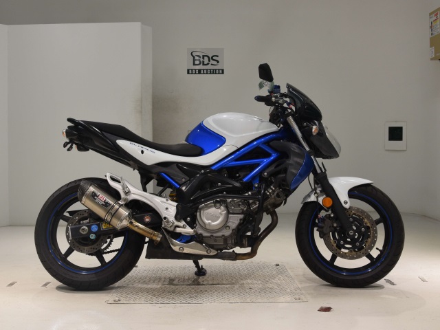 Suzuki GLADIUS SFV650 2010