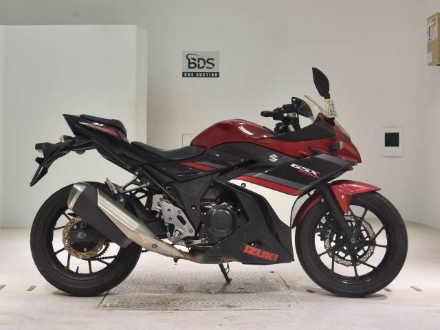 Suzuki GSX250R
