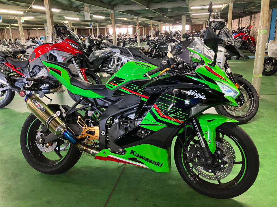 Kawasaki NINJA ZX-4RR 2023