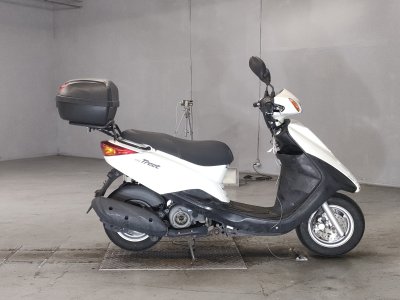 Yamaha AXIS TREAT