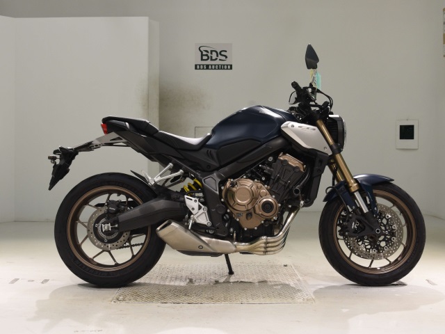 Honda CB650R 2021