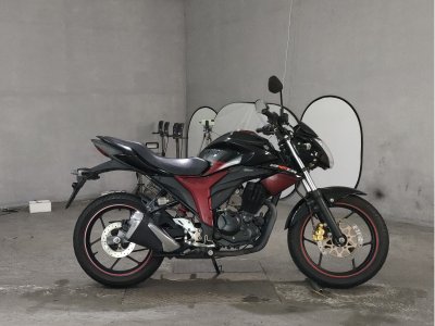 Suzuki GIXXER150
