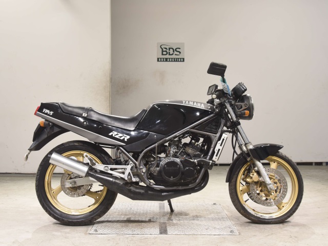 Yamaha RZ250R