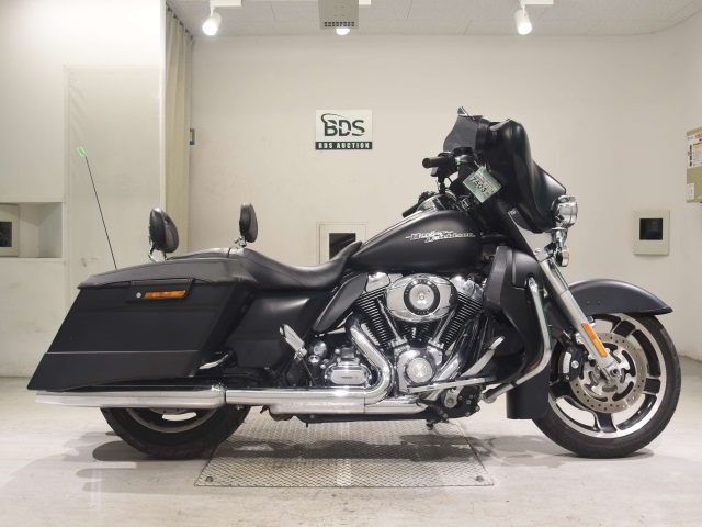 HD SREET GLIDE FLHX1580 2011