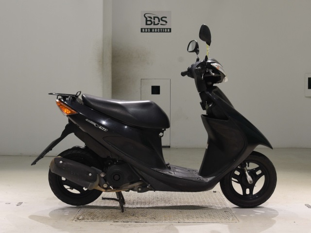Suzuki ADDRESS V50